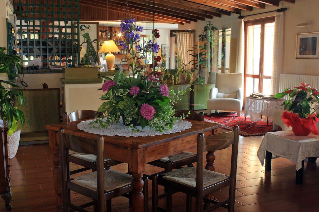 Hotel Colomber Gardone Riviera Eksteriør bilde