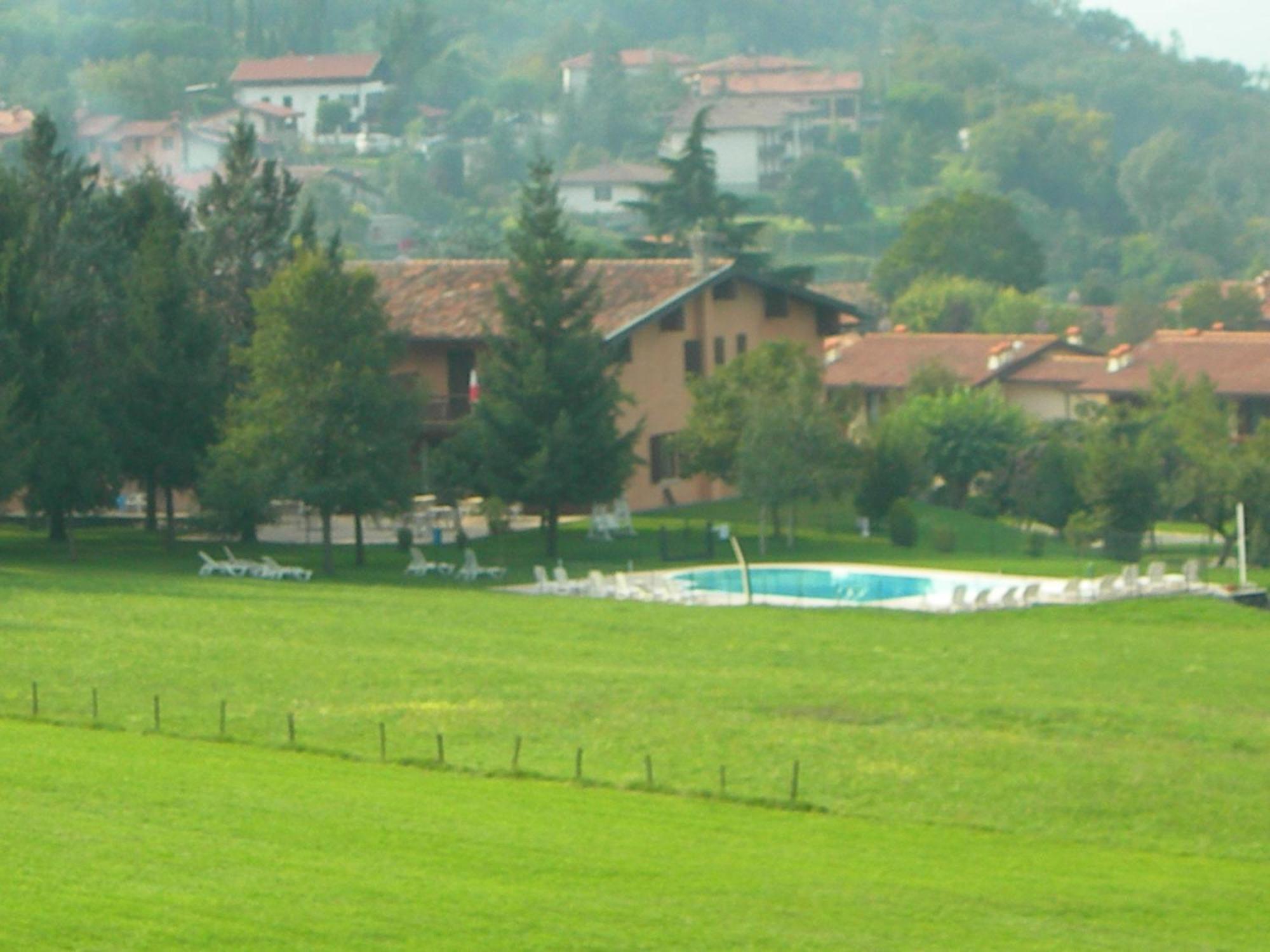 Hotel Colomber Gardone Riviera Eksteriør bilde