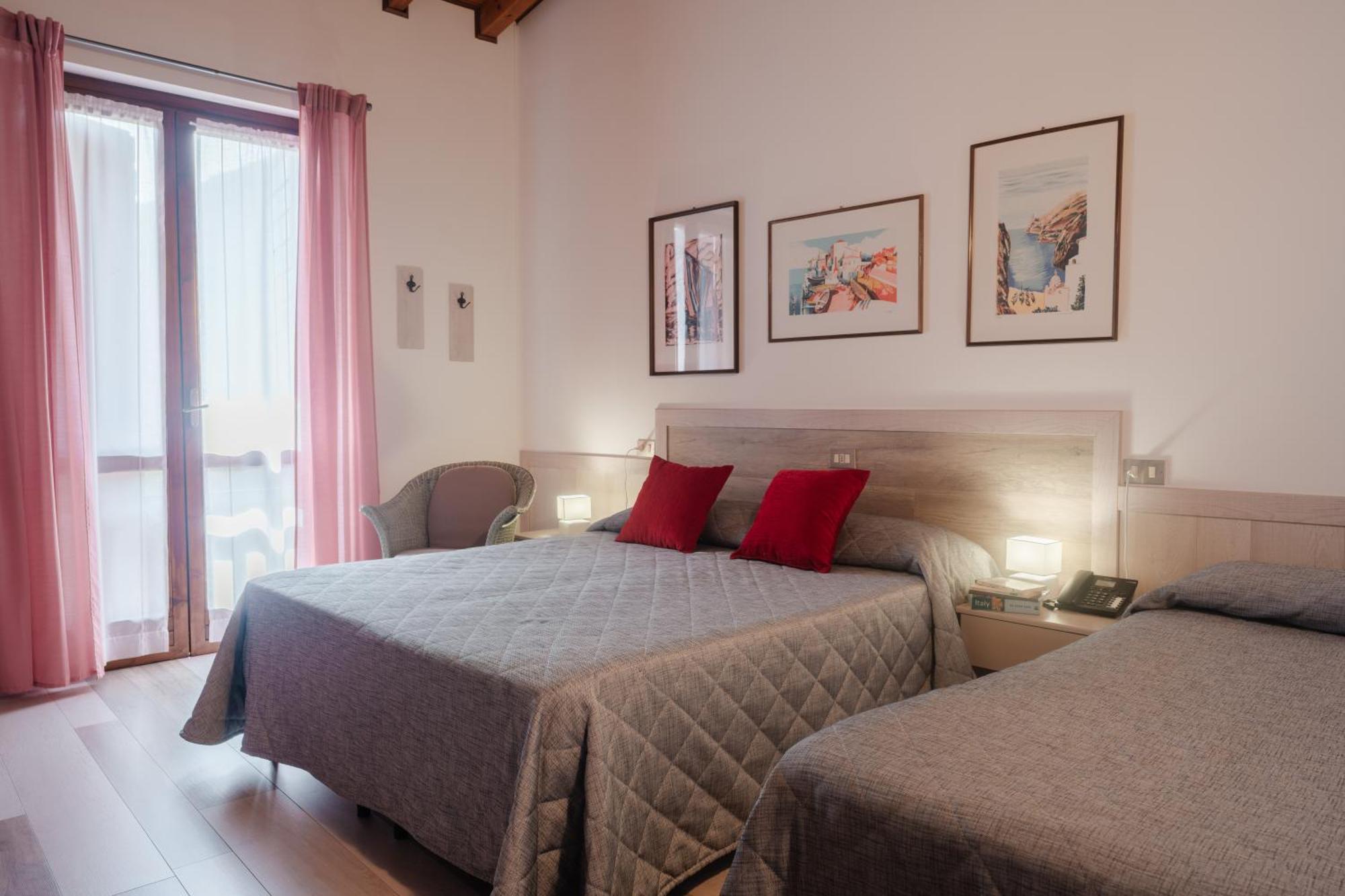 Hotel Colomber Gardone Riviera Eksteriør bilde
