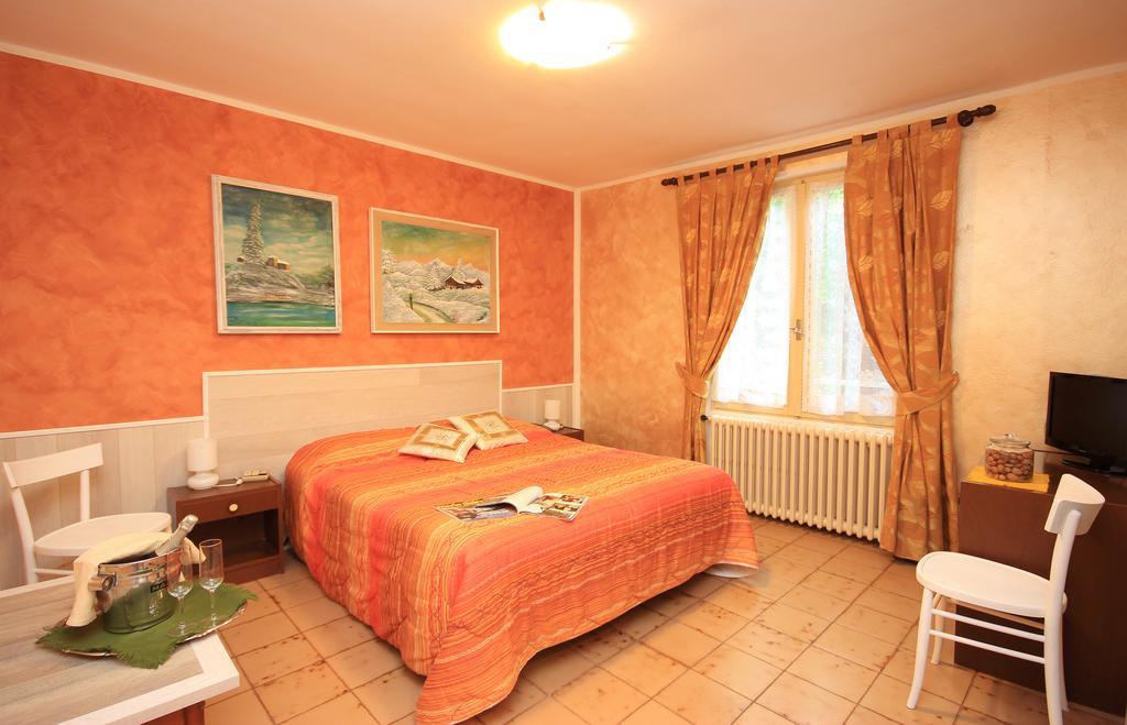 Hotel Colomber Gardone Riviera Eksteriør bilde