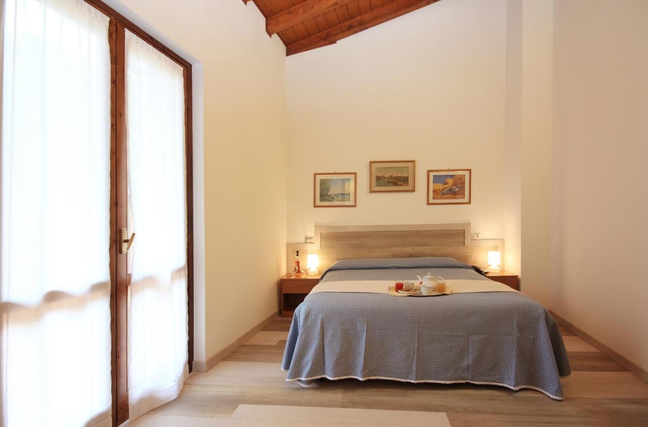 Hotel Colomber Gardone Riviera Eksteriør bilde